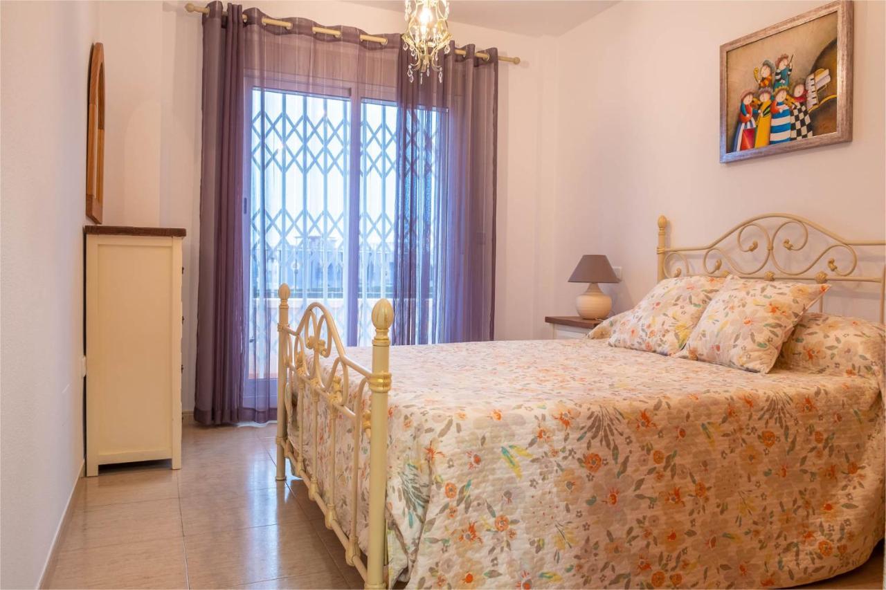 Geraneos Daru Apartment